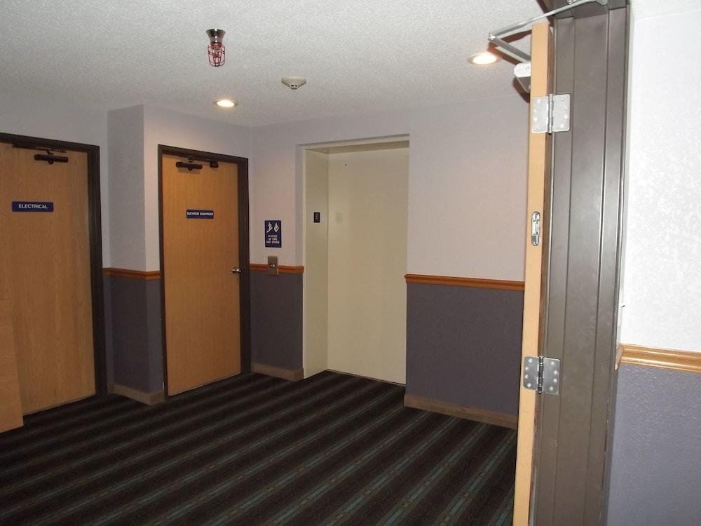 Microtel Inn And Suites - Ames Esterno foto